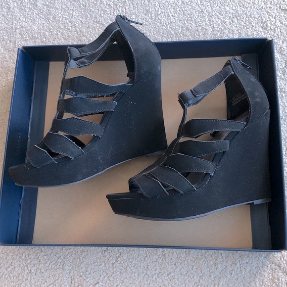Jasmin Shoes - Host Pick! Jasmin black wedge sandals